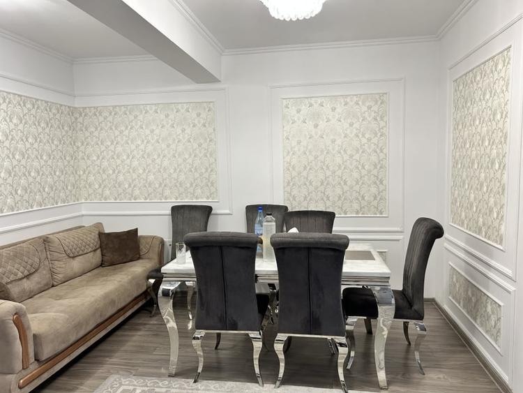 Apartament cu 3 camere semidecomandat, mobilat în Florești — fotografia 1