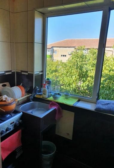 Apartament cu 2 camere decomandat, mobilat în Lipovei