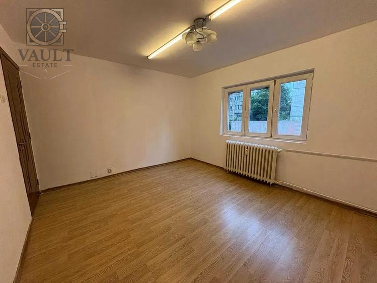 Apartament cu 2 camere decomandat în Sebastian