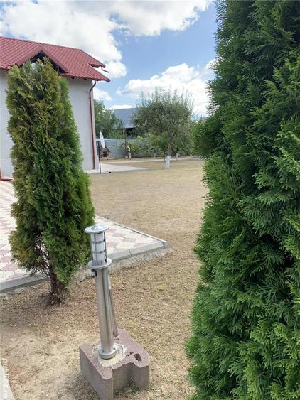 Casă cu Teren 240 Mp în Moreni
