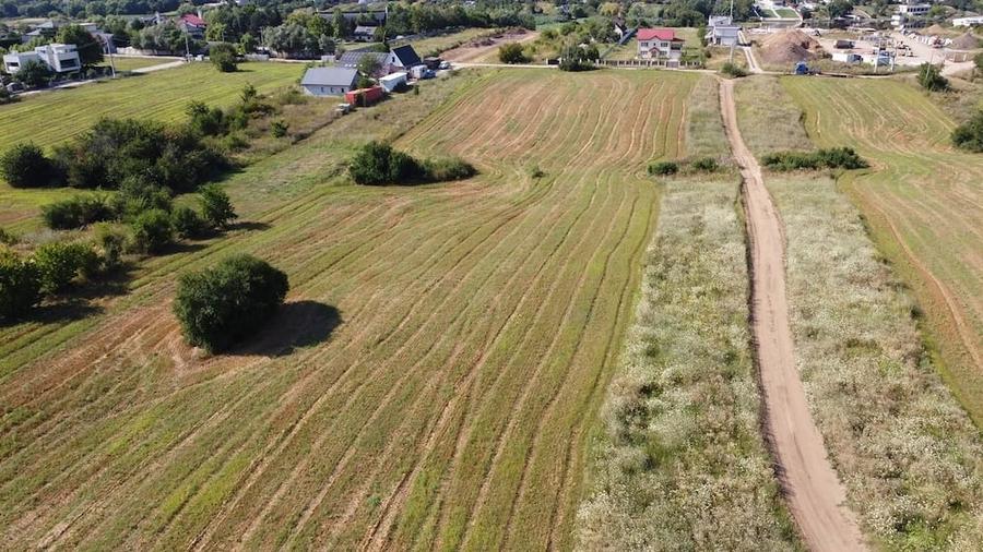 Teren de 10789 mp, în Snagov