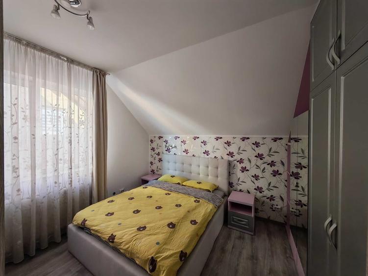 Casă cu 4 camere cu Teren 475 Mp în Central