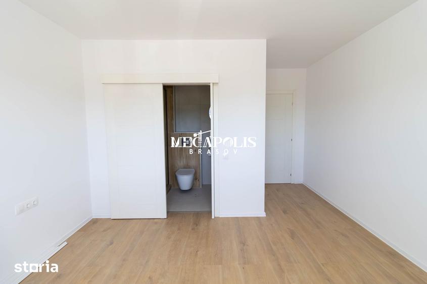 Apartament cu 3 camere în Tractorul