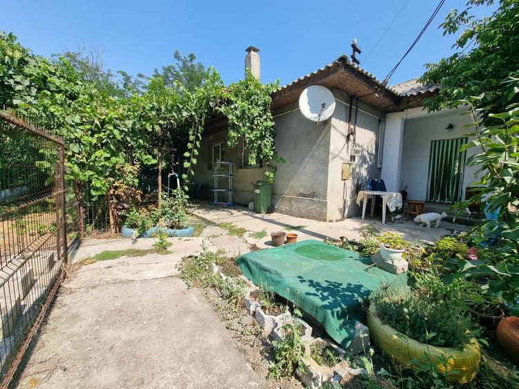 Casă individuală cu 5 camere cu Teren 1750 Mp în Movilița