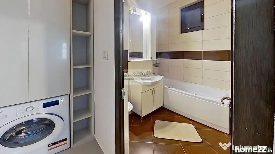 Apartament cu 3 camere decomandat în Tecuci