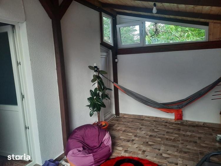 Casă cu 3 camere cu Teren 150 Mp în Mihai Eminescu
