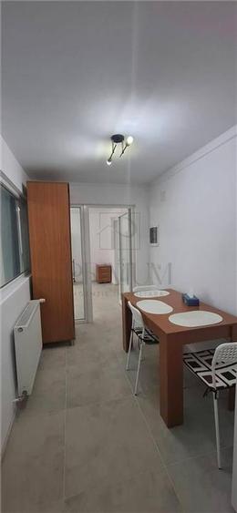 Apartament cu 2 camere semidecomandat în Medicină