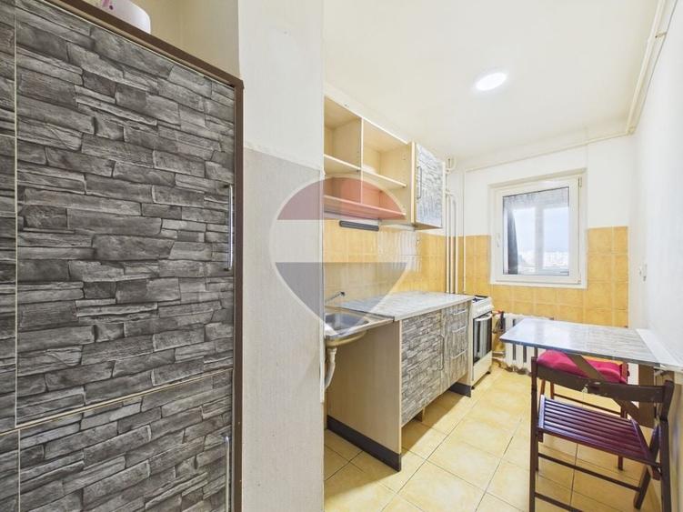 Apartament cu 2 camere decomandat, mobilat în Doamna Ghica