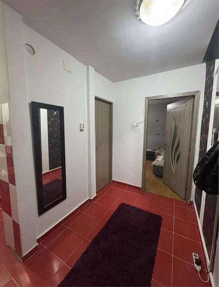 Apartament cu 2 camere decomandat în Exterior Vest