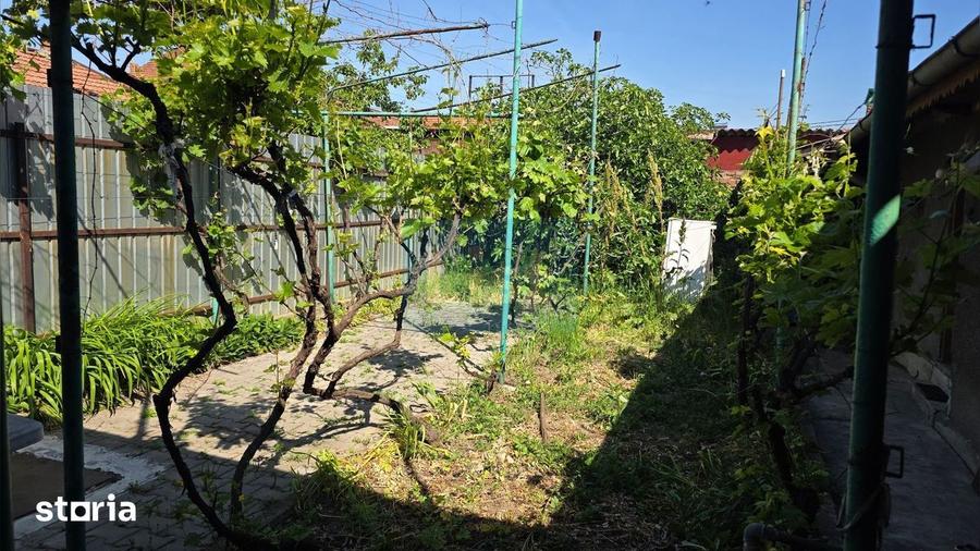 Casă cu 4 camere cu Teren 287 Mp în Sud