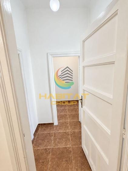 Apartament cu 3 camere semidecomandat în Gara de Nord