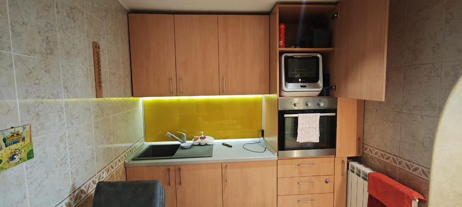 Apartament cu 3 camere decomandat, mobilat în Băneasa