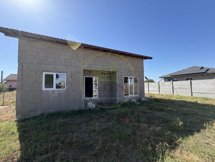 Casă individuală cu 5 camere cu Teren 437 Mp în Malu Mare