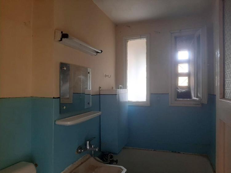 Brasov Apartament 2 camere etaj intermediar foarte aproape de piata Astra - 4