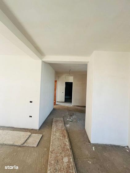 Casă cu 4 camere cu Teren 447 Mp în Sântandrei