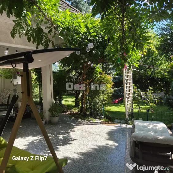 Casă cu 4 camere cu Teren 570 Mp în Central