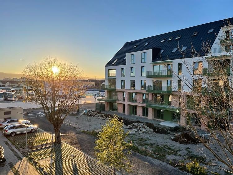 Apartament cu 2 camere decomandat în Țiglari