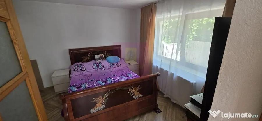 Casa cu 4 camere de vanzare in Campina - 11