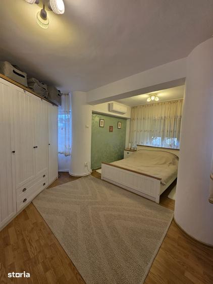 Apartament cu 3 camere în Șerbănești