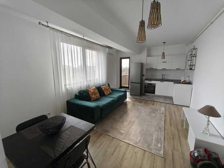 Apartament cu 2 camere semidecomandat în Dămăroaia