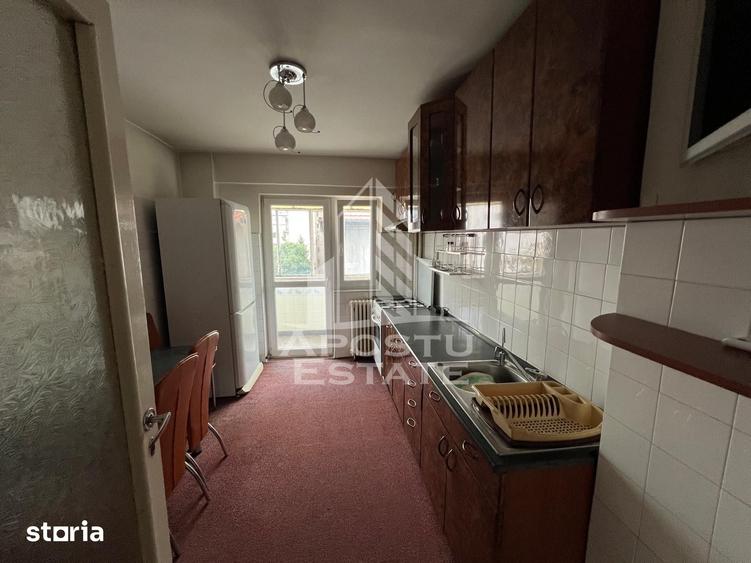 Apartament cu 3 camere în Circumvalațiunii