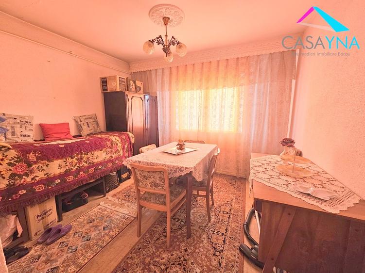 Apartament cu 3 camere decomandat în Ștefan cel Mare