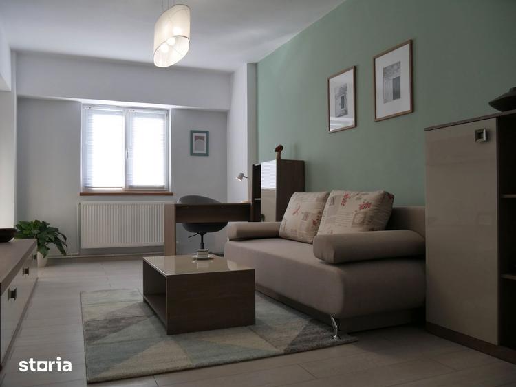 Apartament cu 3 camere decomandat în Tomis Nord