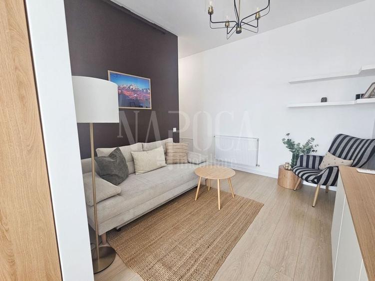 Apartament cu 2 camere semidecomandat în Florești