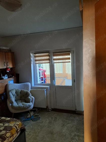 Apartament cu 2 camere decomandat în 1 Mai