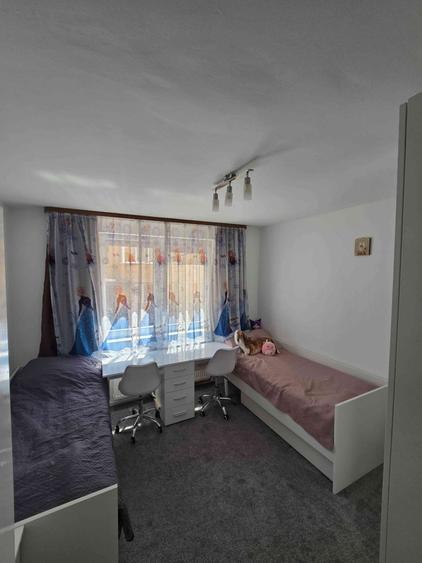 Apartament cu 2 camere decomandat în Cetate