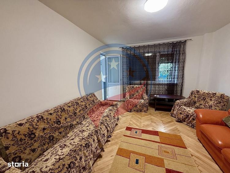 Apartament cu 3 camere decomandat în 1 Mai