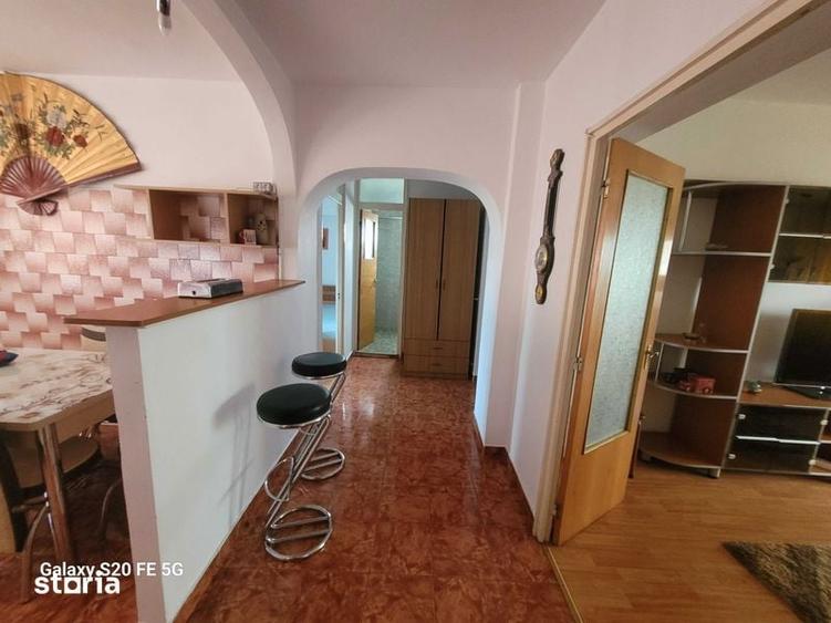 Apartament cu 3 camere în Militari