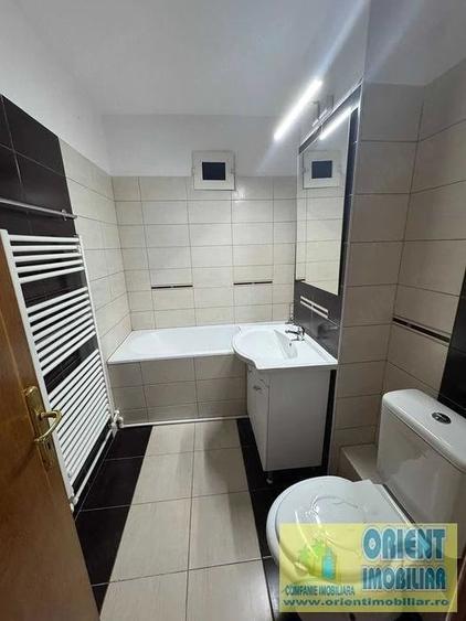Apartament cu 3 camere decomandat în Inel II