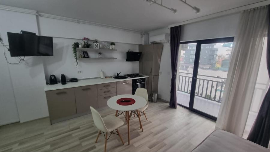 Garsonieră Mamaia Sat mobilată utilată 36 mp etaj 4/5 - 2