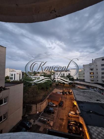 Apartament cu 2 camere decomandat, mobilat în Central