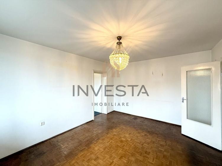 Apartament cu 3 camere semidecomandat în Grigorescu