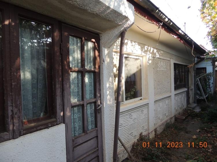 Casă individuală cu 6 camere cu Teren 186.75999450684 Mp în Mihai Bravu