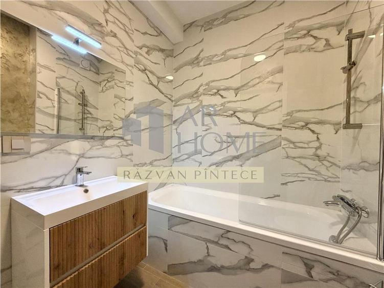 Apartament cu 3 camere decomandat, mobilat în Mărășești