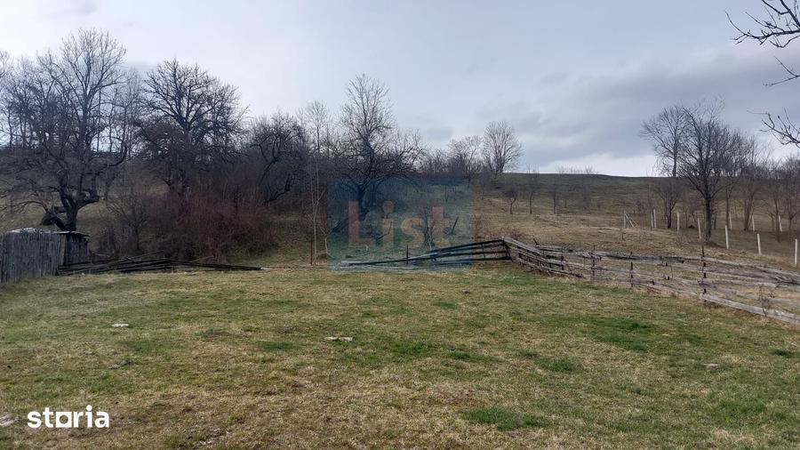 Casă cu 2 camere cu Teren 2295 Mp în Mărgău