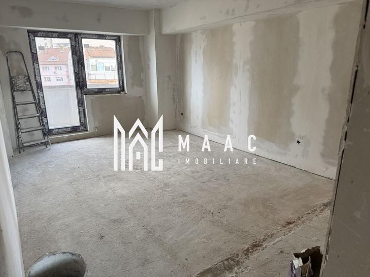 Apartament cu 3 camere decomandat în Central