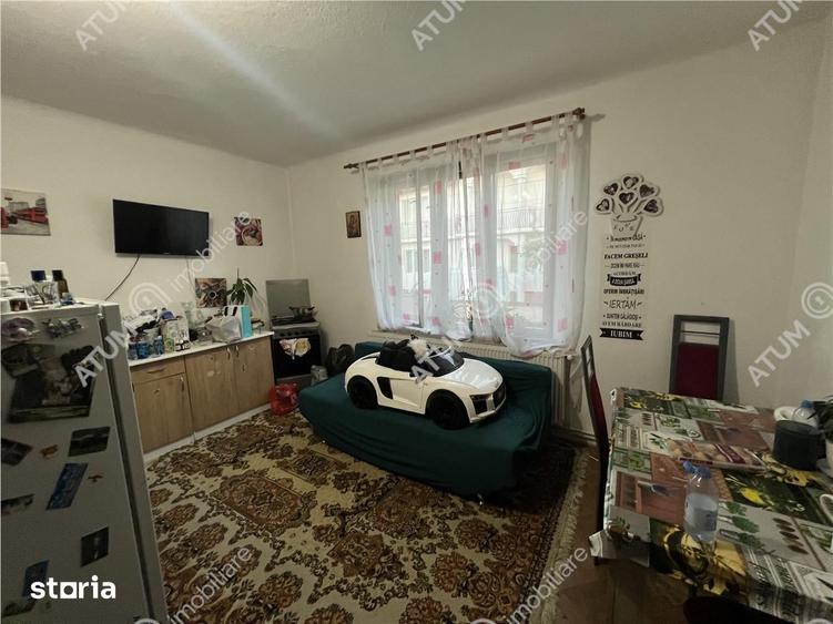 Casă cu 6 camere cu Teren 1260 Mp în Turnișor
