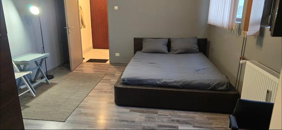 Garsonieră decomandată în Iancului
