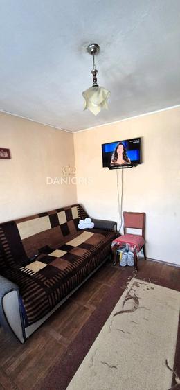 Apartament cu 2 camere decomandat în Anda