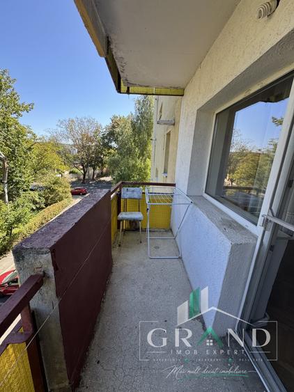 Apartament cu 3 camere decomandat, mobilat în Zorilor