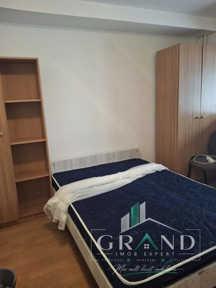 Garsonieră nedecomandată, mobilată în Între Lacuri