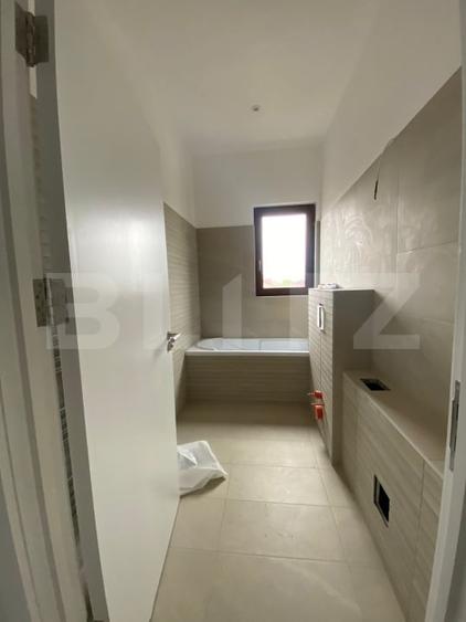 Apartament cu 2 camere decomandat în Nord — fotografia 3
