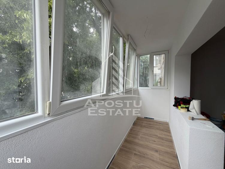 Apartament cu 3 camere decomandat în Dâmbovița