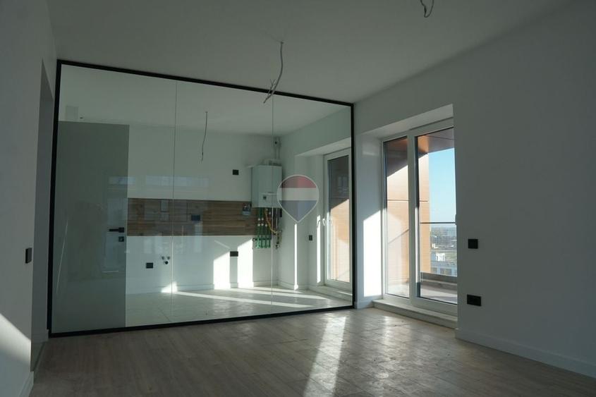 Apartament cu 3 camere decomandat în Theodor Pallady