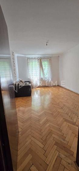 Apartament cu 3 camere decomandat în Tudor