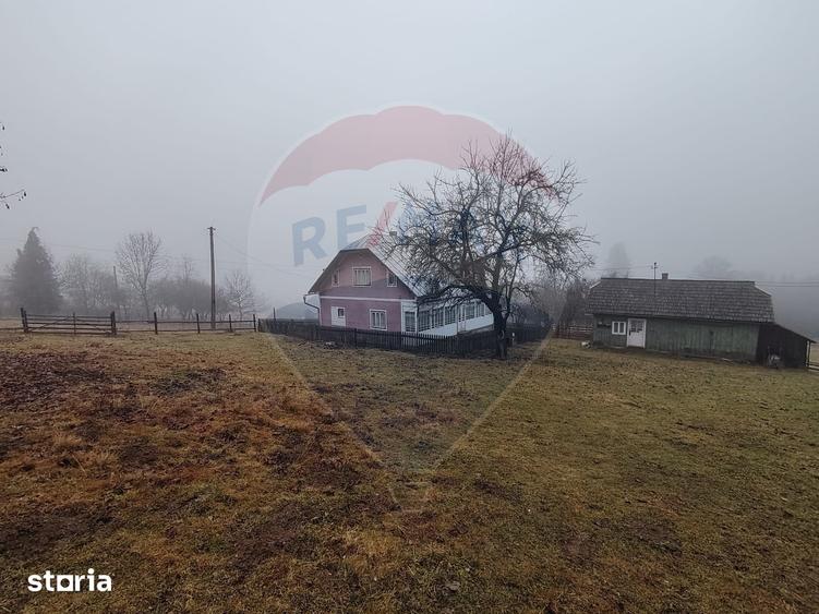 Teren de 26238 mp, în Dorna-Arini